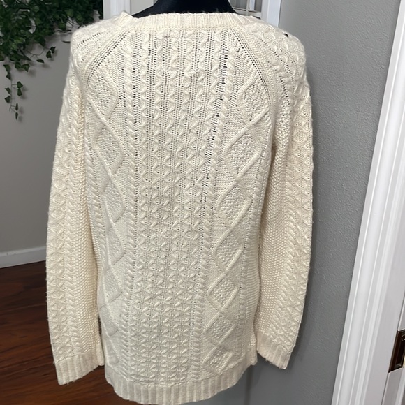 Cream American Eagle Sweater - Picture 5 of 11